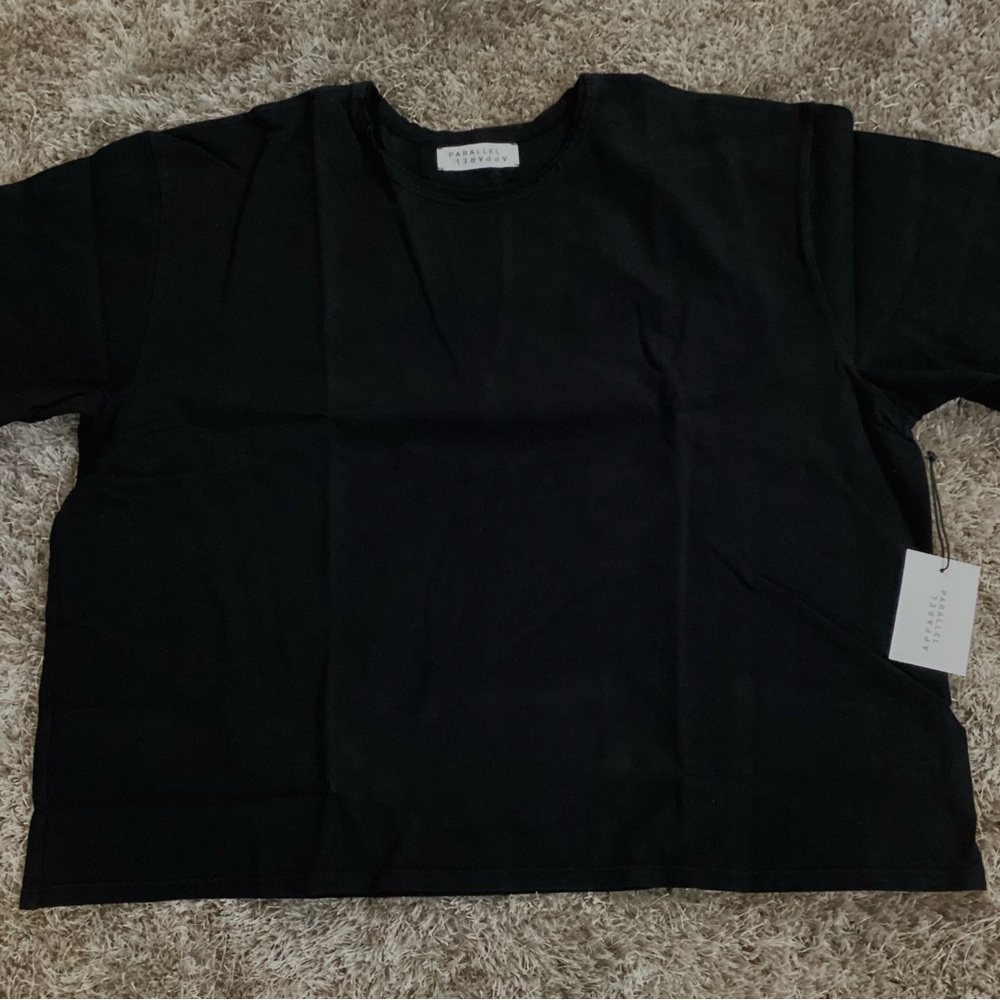 Plain No Logo Black Crewneck Tee 🖤